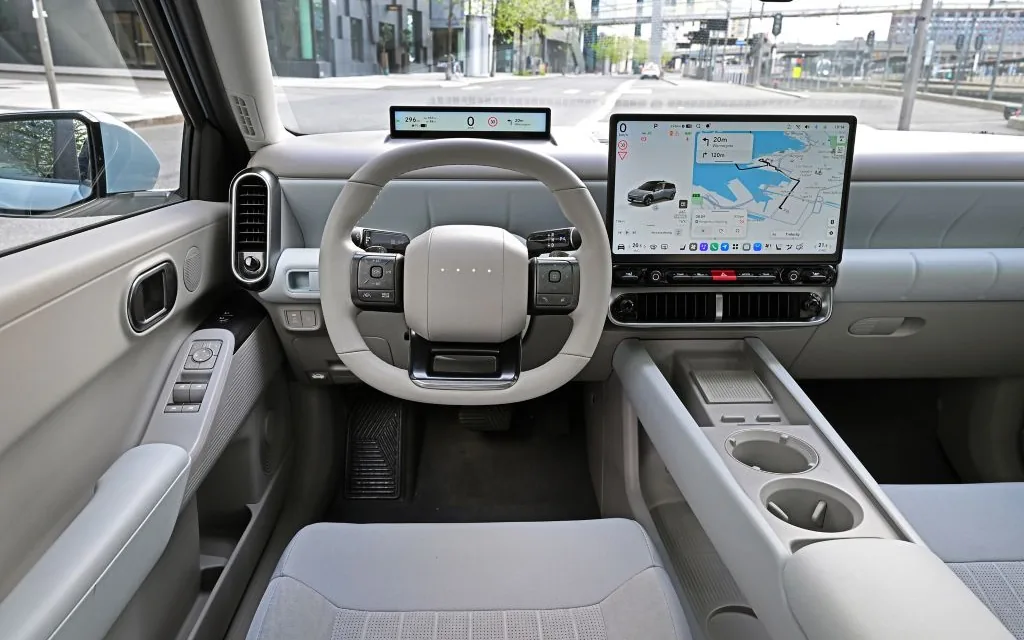 Cockpit mit Pleos Connect